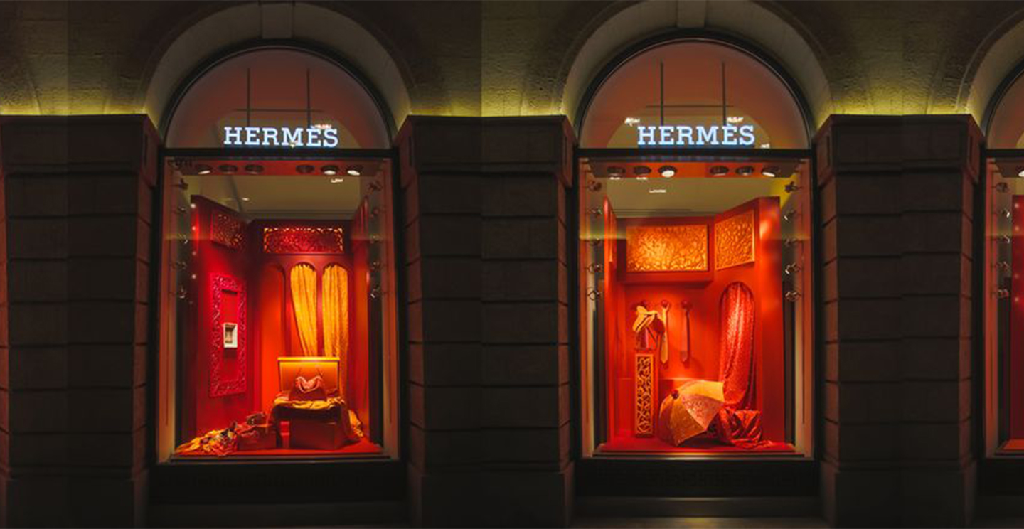Rooshad Shroff's window displays for The Hermes Horse travelling exhibition in Mumbai, 2015 (courtesy of rooshadshroff.com) 